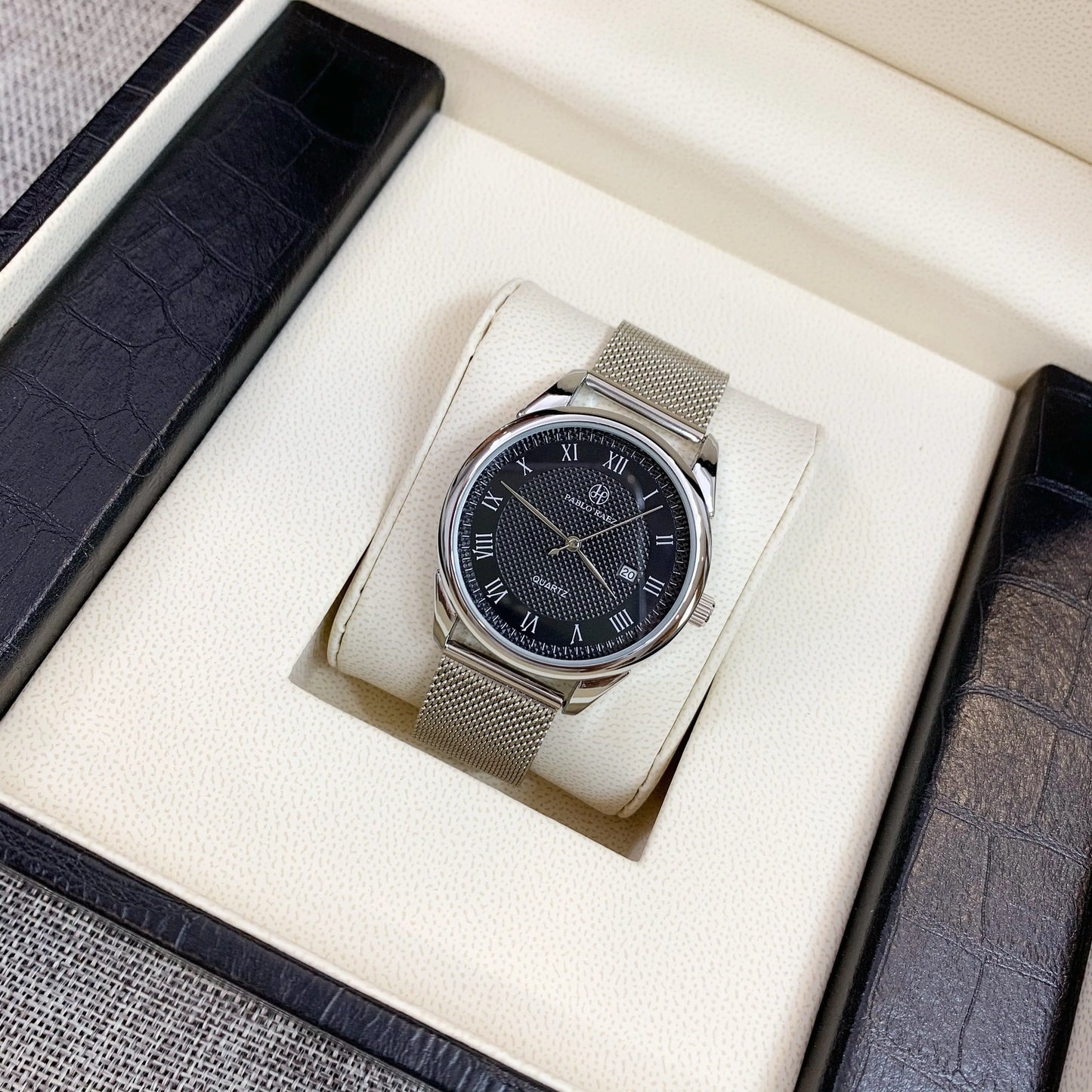 PABLO Timeless Elegance